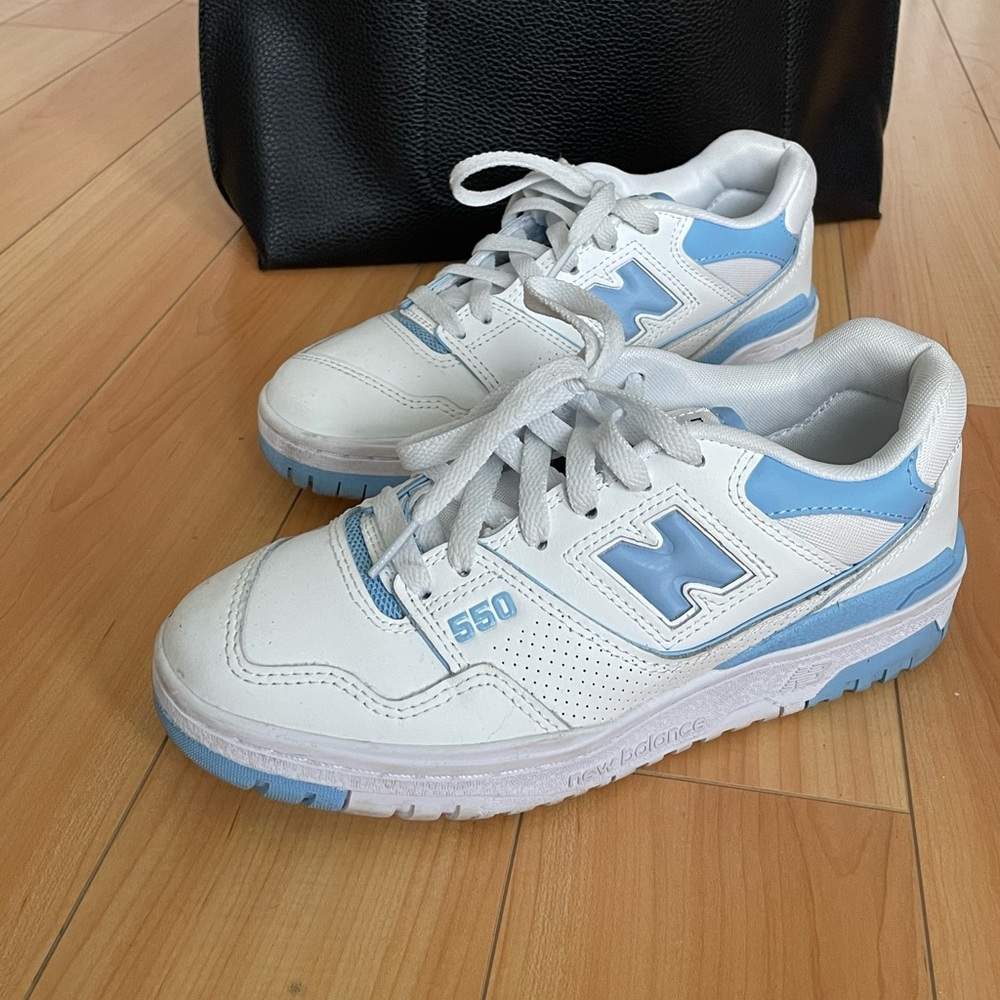 New Balance 550